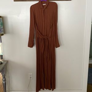 Reformation size 12 brown shirt dress with tie waist